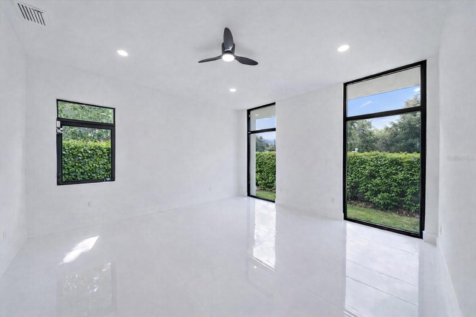 Image 9 of 19 For 2441 Webber Street