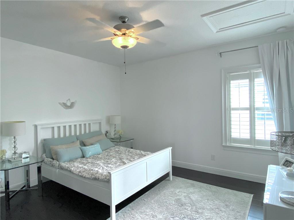 Image 18 of 25 For 13173 Lower Harden Avenue