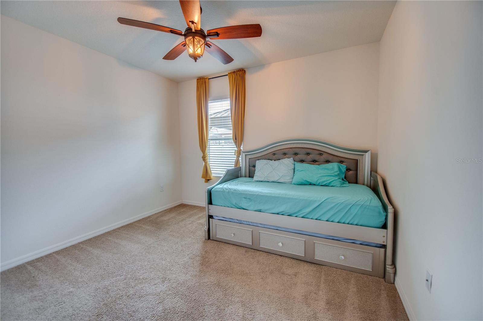 Image 10 of 39 For 1674 Bay Breeze Drive