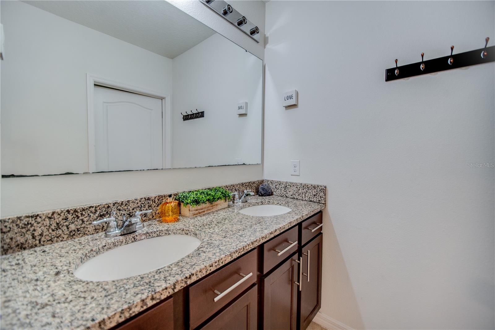 Image 21 of 39 For 1674 Bay Breeze Drive