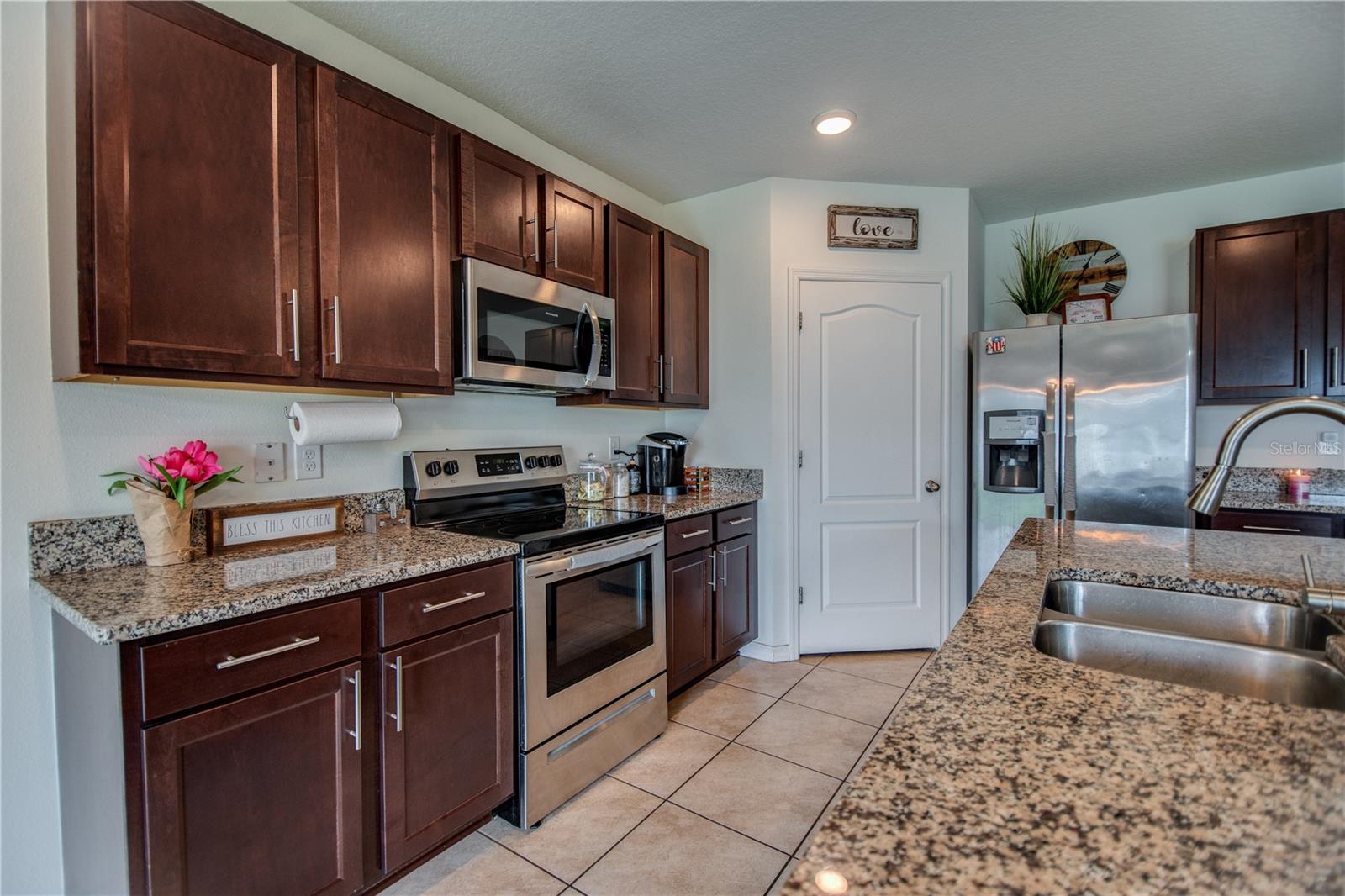 Image 5 of 39 For 1674 Bay Breeze Drive