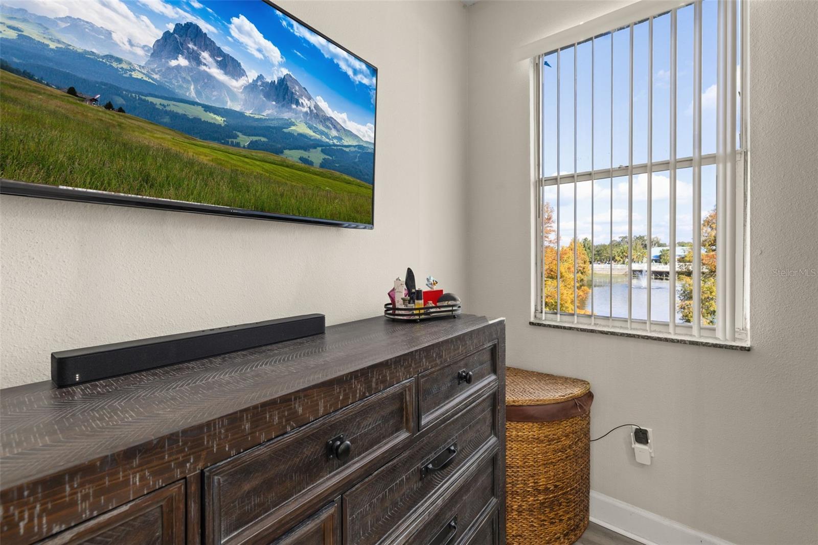 Image 28 of 55 For 651 Cornerstone Drive