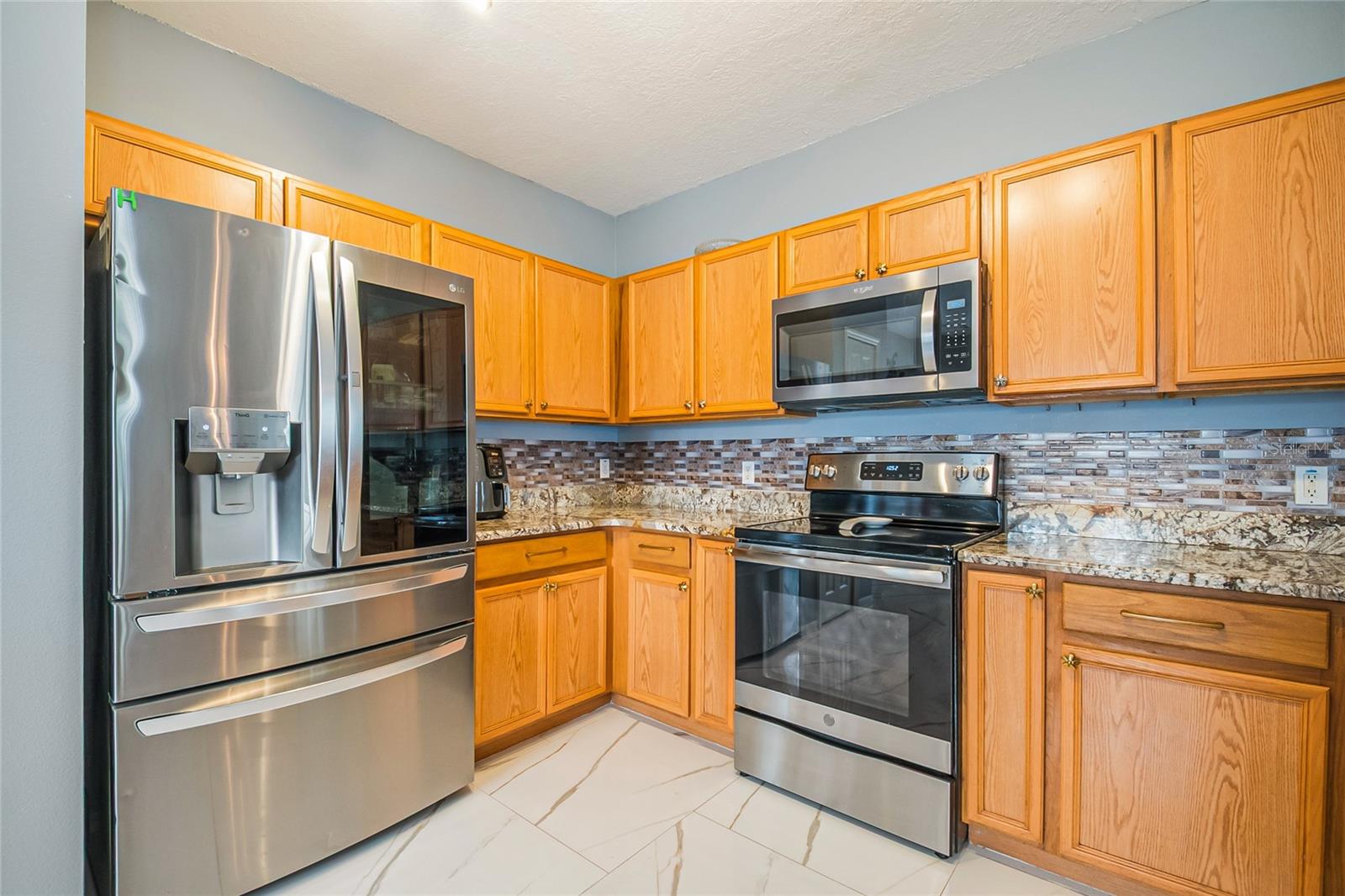 Image 31 of 78 For 554 Bristol Circle