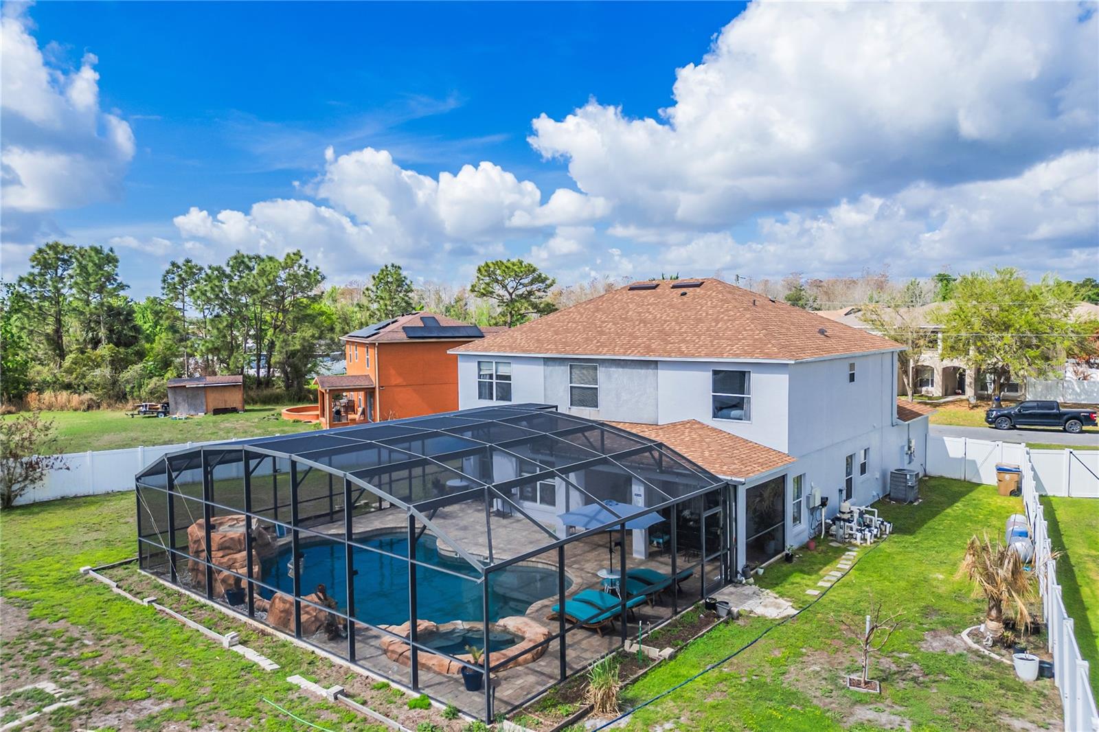 Image 8 of 78 For 554 Bristol Circle