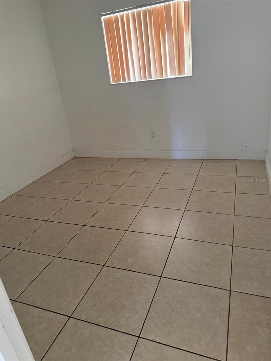 Image 3 of 8 For 500 Rosewood Lane 154