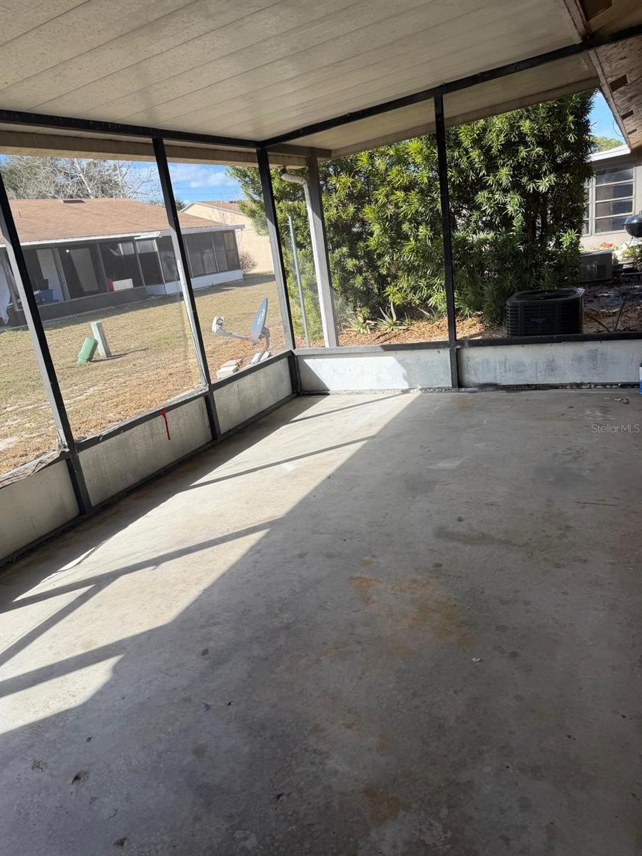 Image 5 of 8 For 500 Rosewood Lane 154