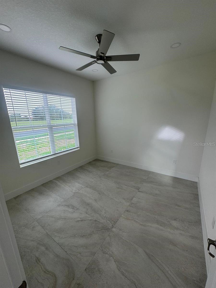 Image 18 of 20 For 267 Amaryllis Way