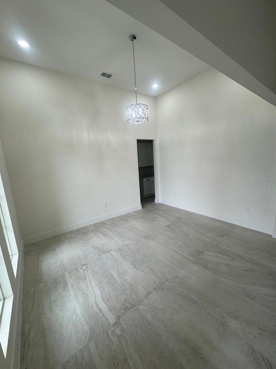 Image 5 of 20 For 267 Amaryllis Way