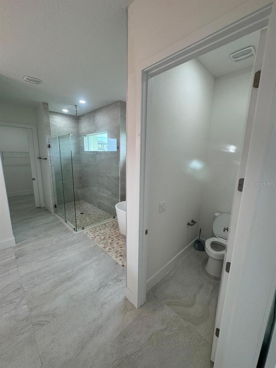 Image 9 of 20 For 267 Amaryllis Way