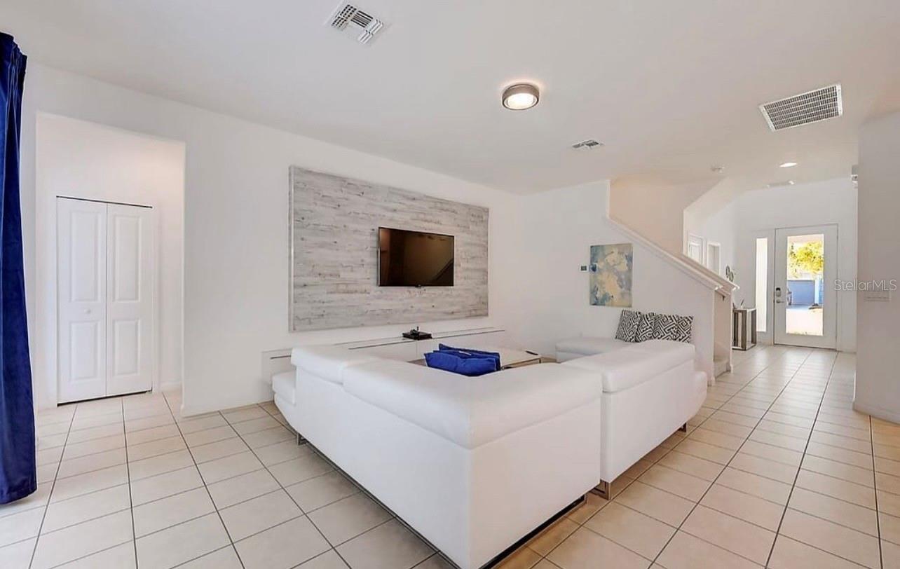 Image 8 of 53 For 4511 Monado Drive