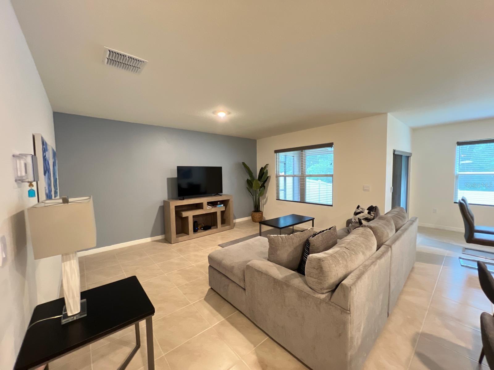 Image 6 of 17 For 1056 Brooklet Drive