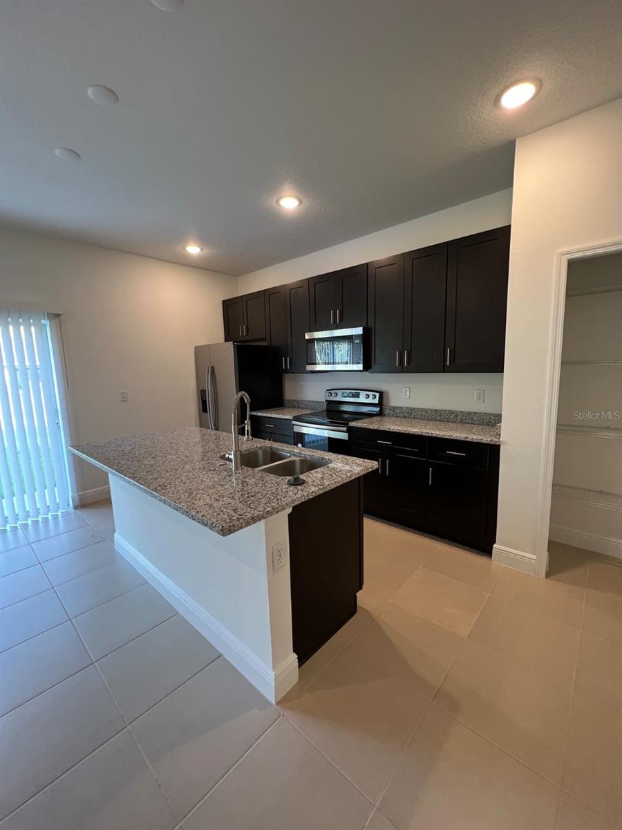 Image 17 of 73 For 750 Auburn Grove Court