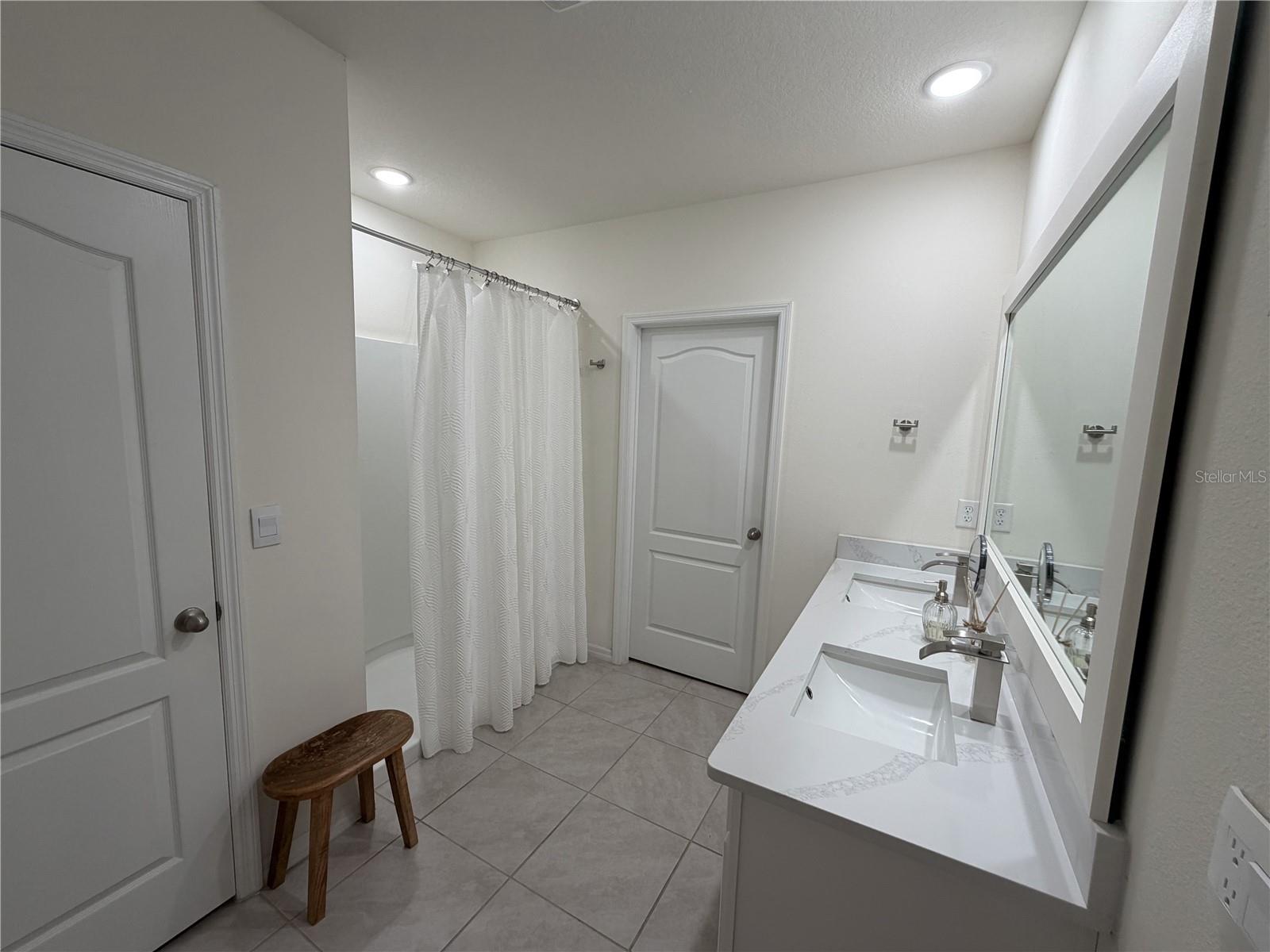 Image 35 of 73 For 750 Auburn Grove Court