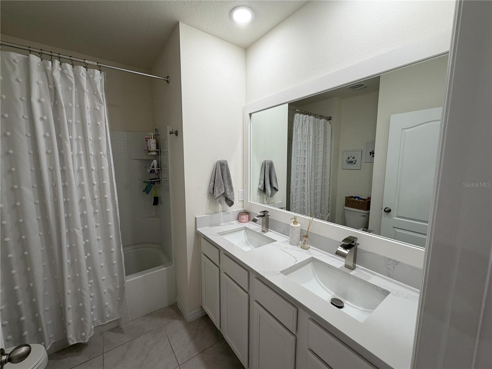 Image 45 of 73 For 750 Auburn Grove Court