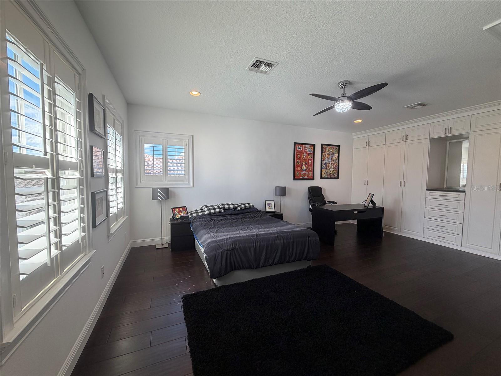 Image 17 of 25 For 13173 Lower Harden Avenue