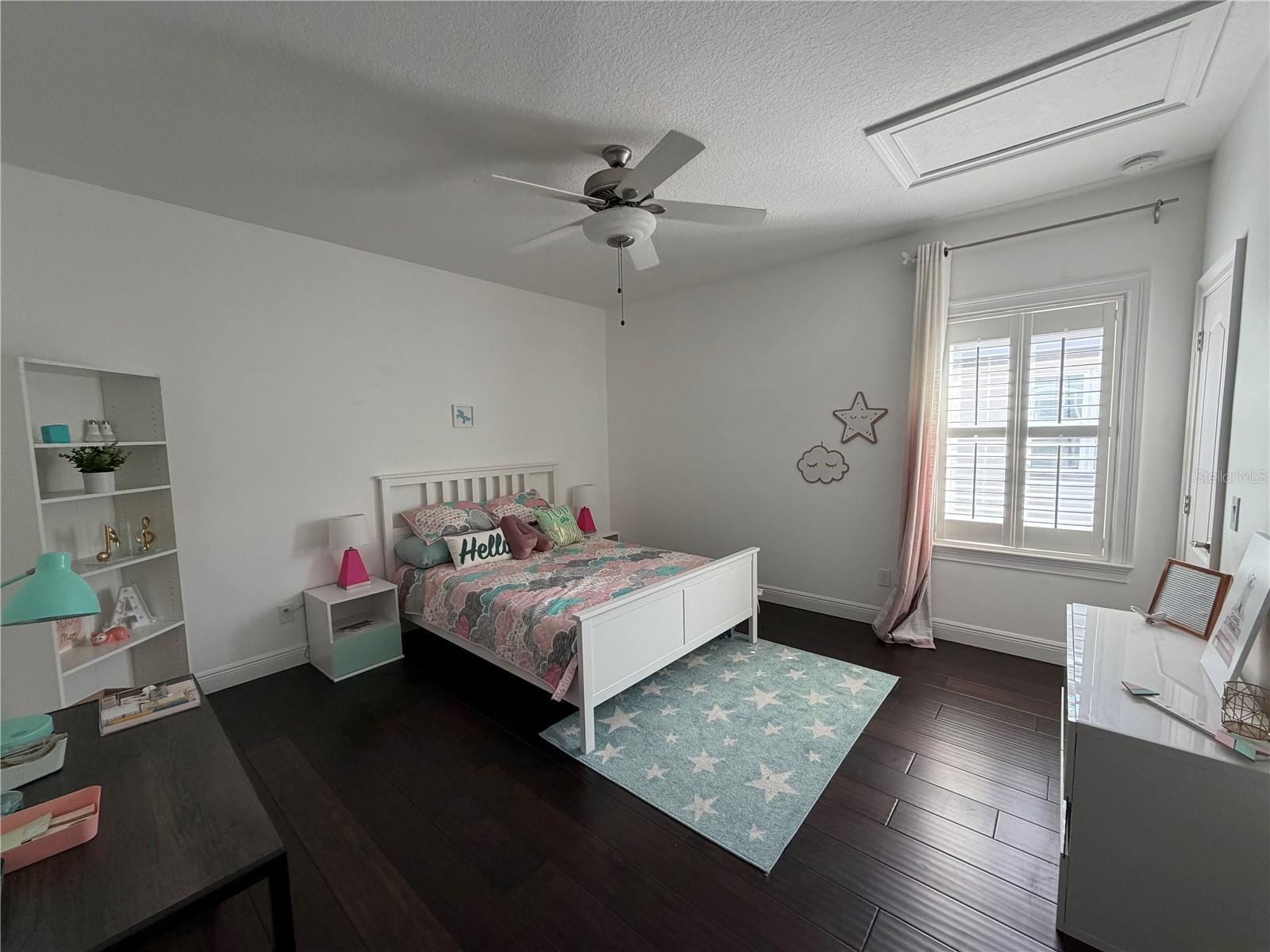 Image 19 of 25 For 13173 Lower Harden Avenue