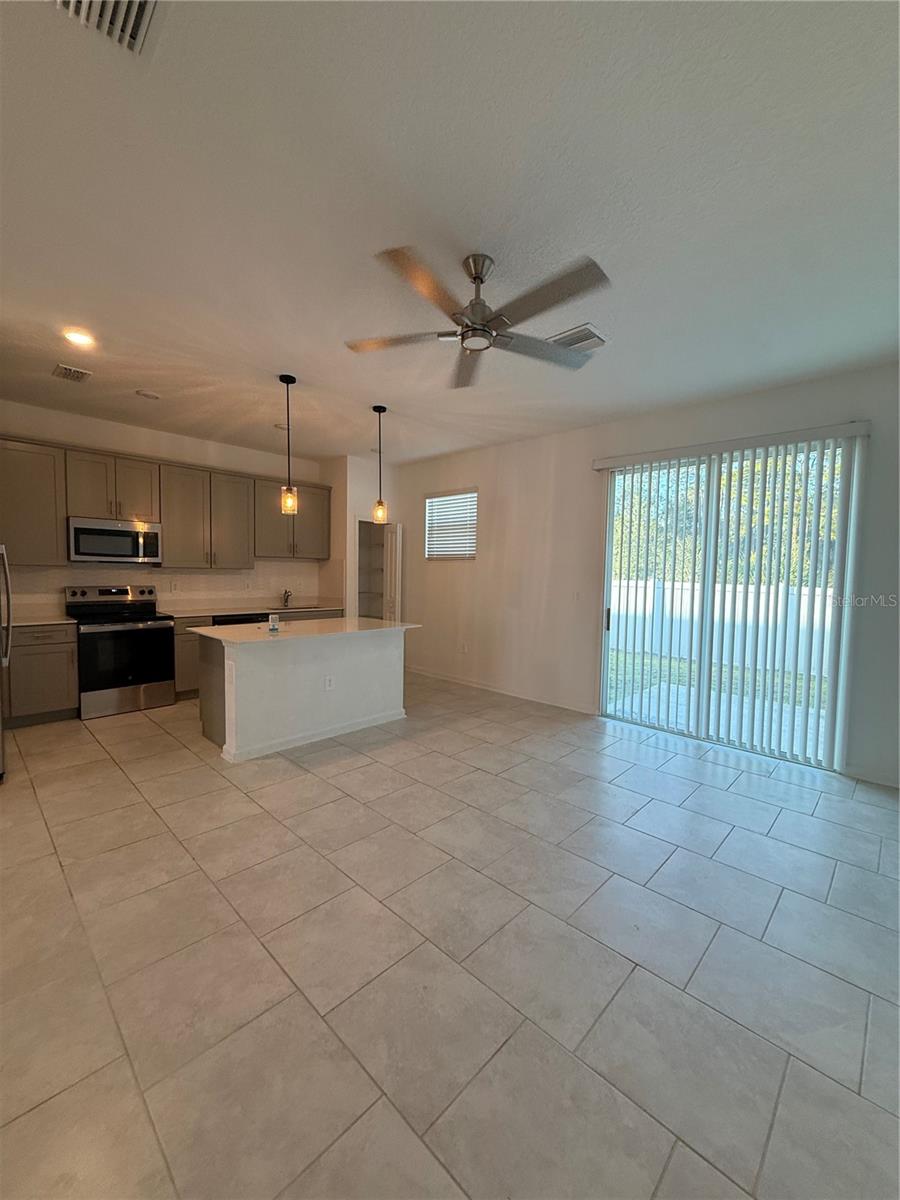 Image 9 of 17 For 7705 Stone Creek Trail