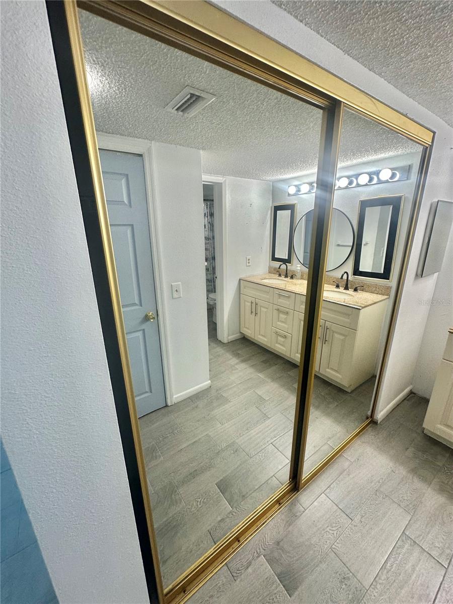 Image 14 of 71 For 6035 Sea Ranch Drive 204