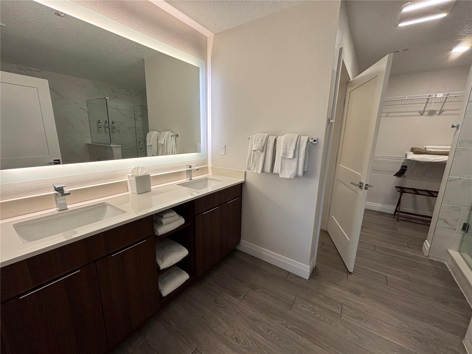 Image 12 of 40 For 14501 Grove Resort Avenue 2532