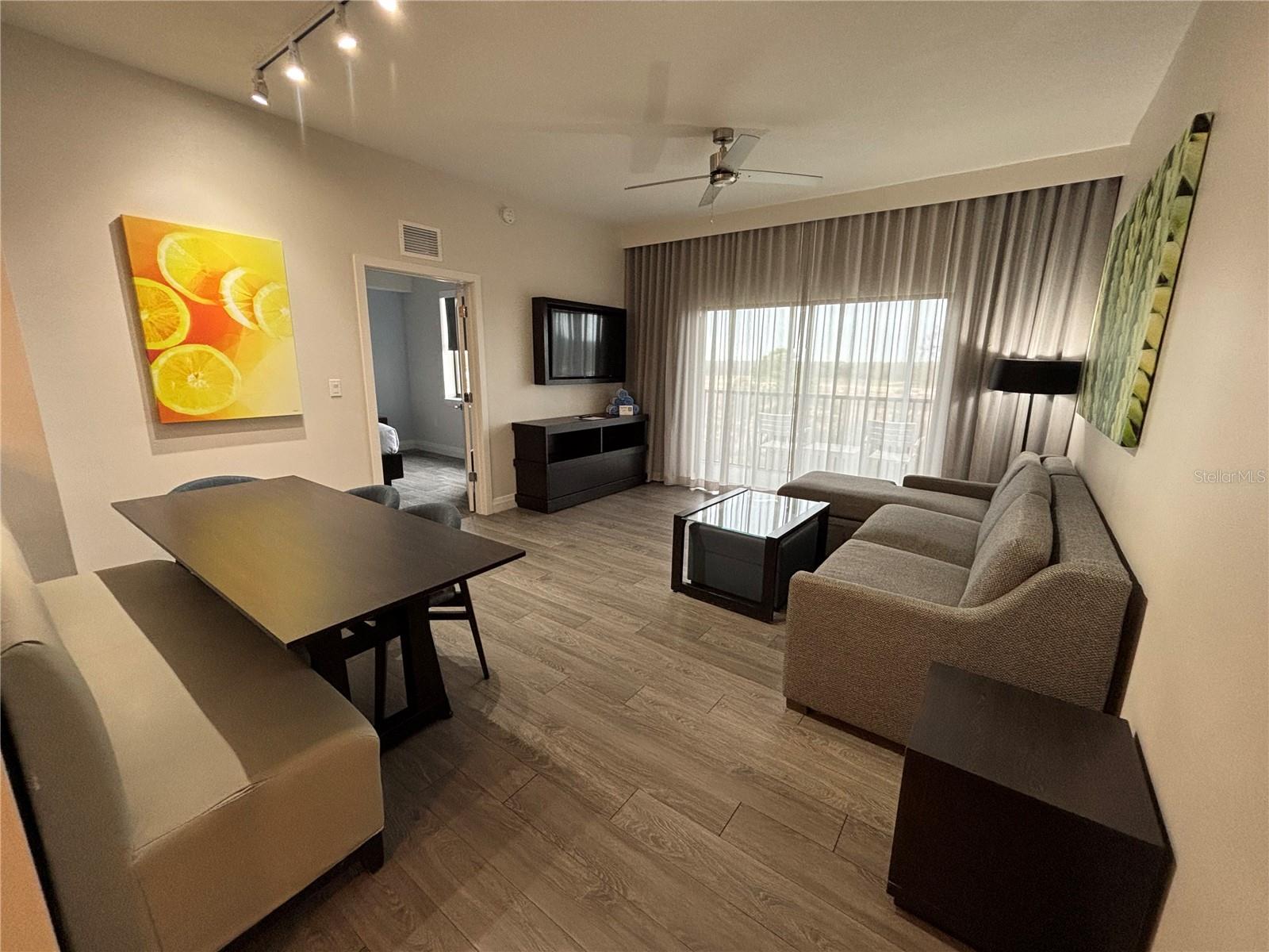 Image 5 of 40 For 14501 Grove Resort Avenue 2532