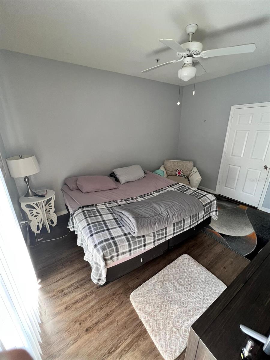 Image 11 of 20 For 2015 Erving Circle 207