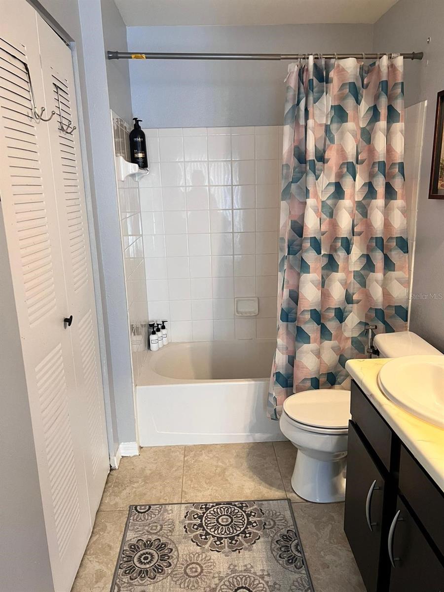 Image 13 of 20 For 2015 Erving Circle 207