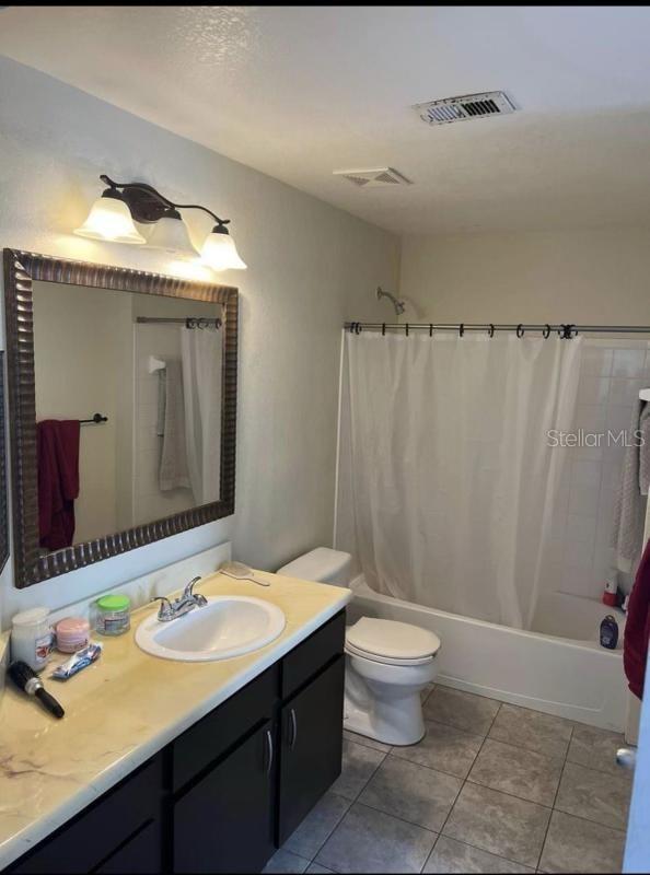 Image 15 of 20 For 2015 Erving Circle 207