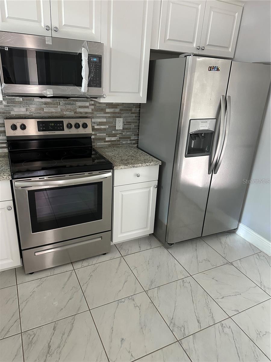 Image 4 of 19 For 3299 Sandy Shore Lane