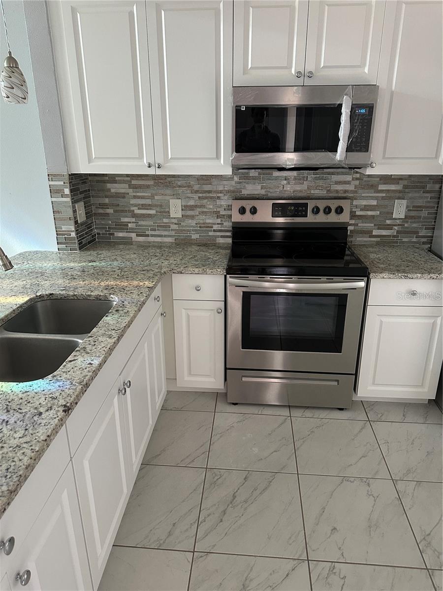 Image 6 of 19 For 3299 Sandy Shore Lane