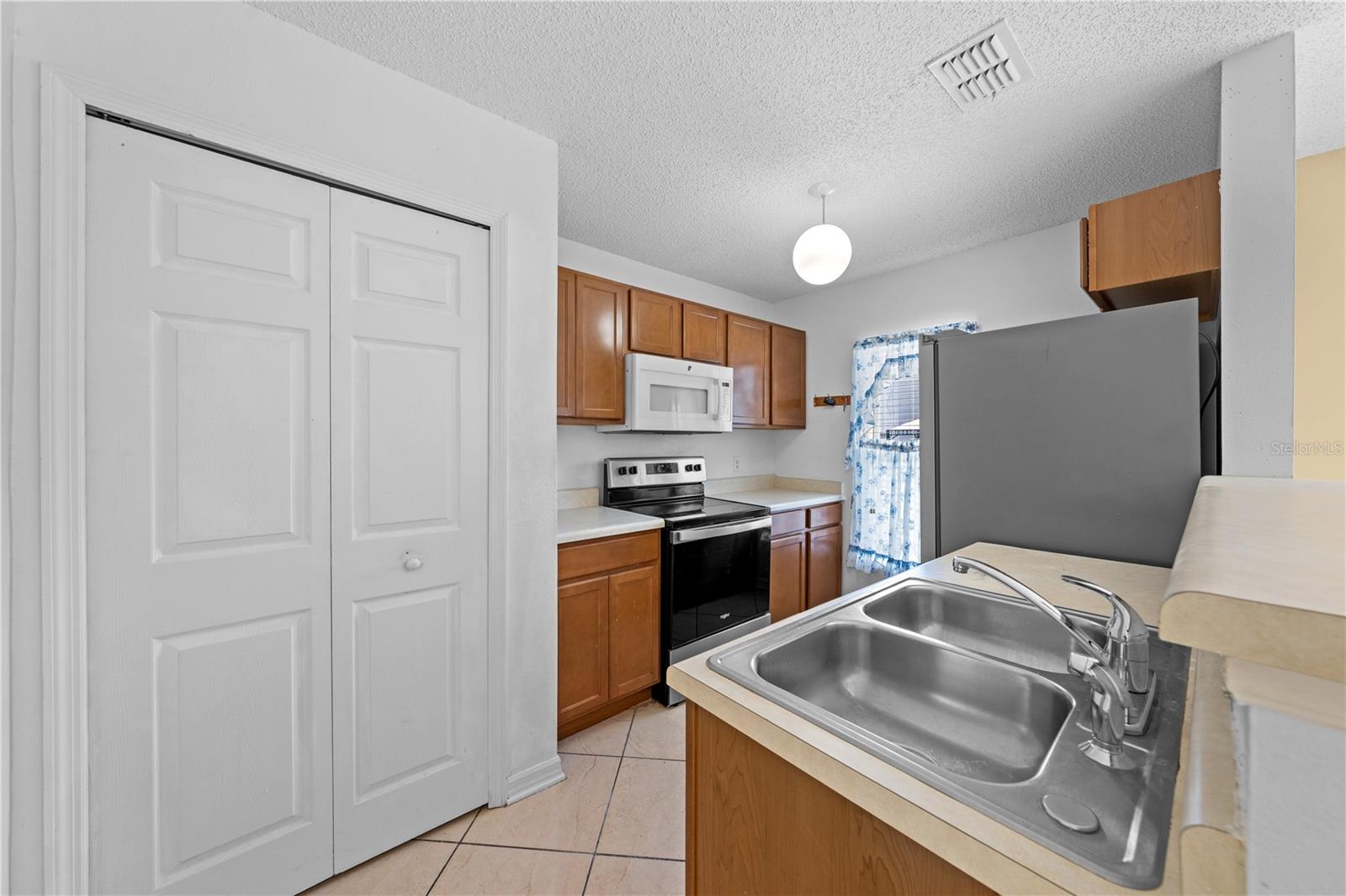 Image 18 of 45 For 2750 Dodds Lane