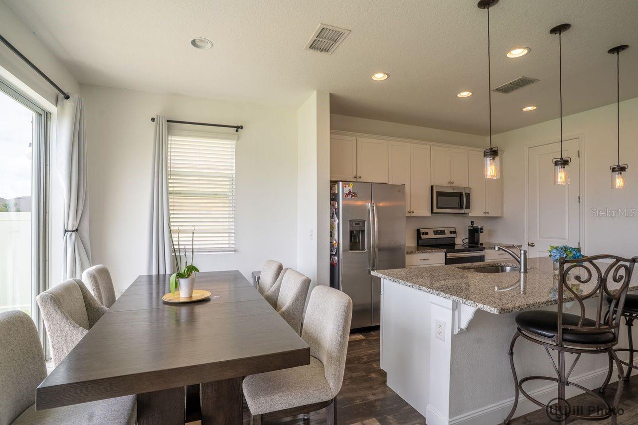 Image 4 of 20 For 929 Fallon Hills Drive