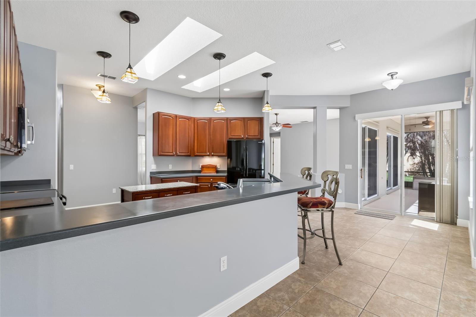 Image 17 of 70 For 112 Sevilla Court