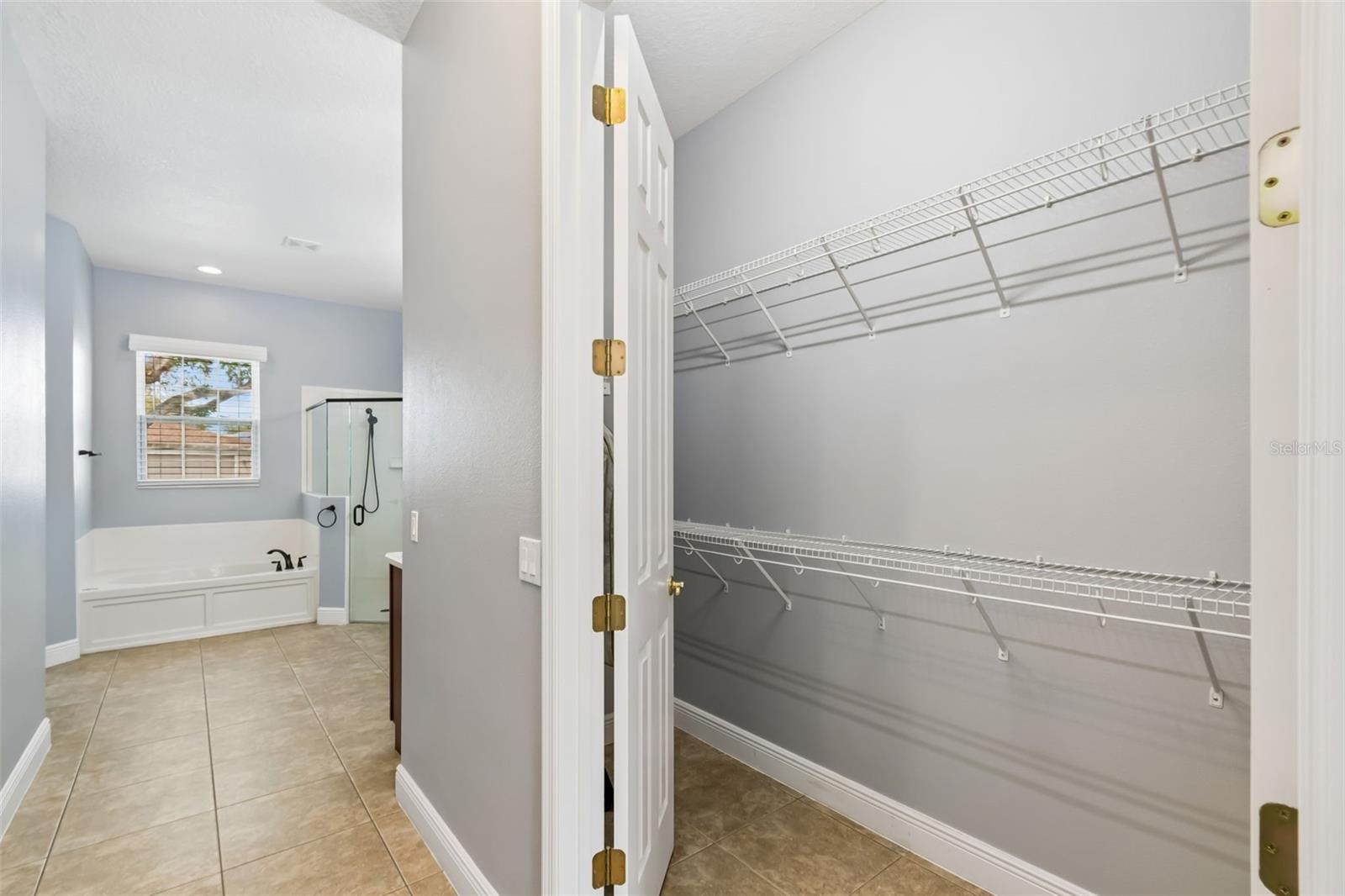 Image 27 of 70 For 112 Sevilla Court