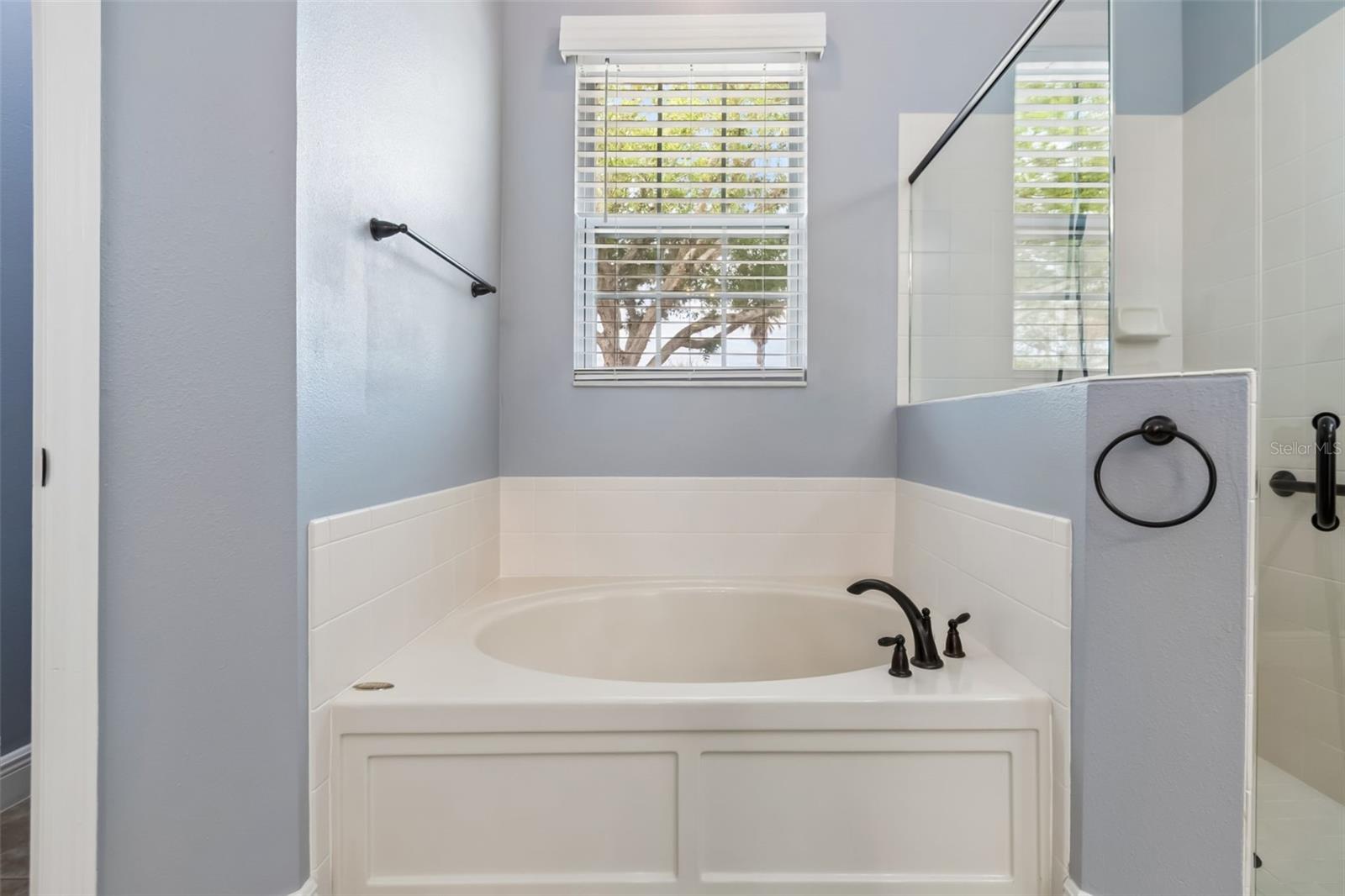 Image 29 of 70 For 112 Sevilla Court