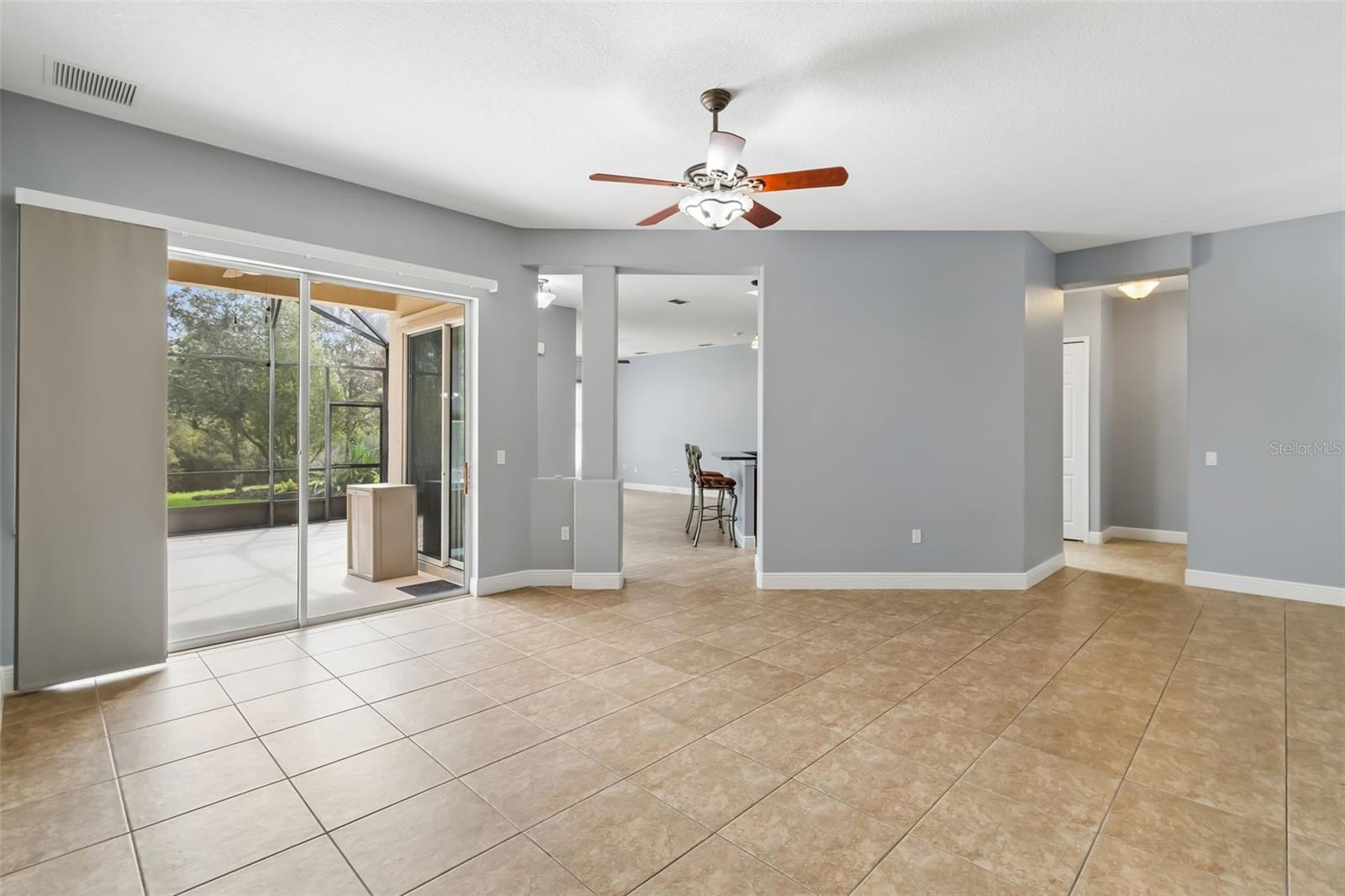 Image 8 of 70 For 112 Sevilla Court