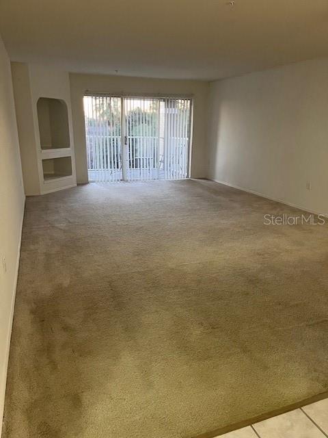 Image 6 of 28 For 13941 Fairway Island Drive 736