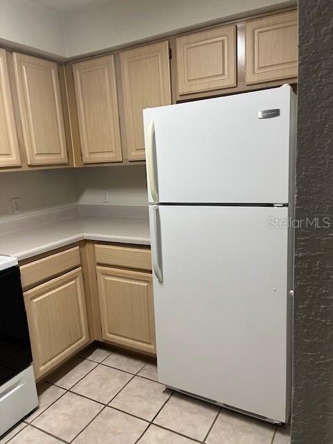 Image 7 of 28 For 13941 Fairway Island Drive 736