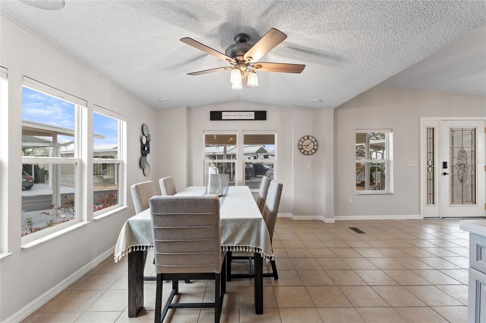 Image 11 of 47 For 160 Eagle Ct