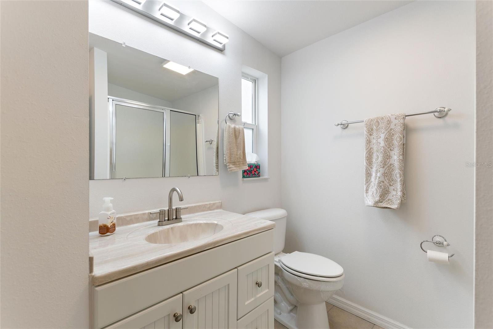 Image 21 of 47 For 160 Eagle Ct