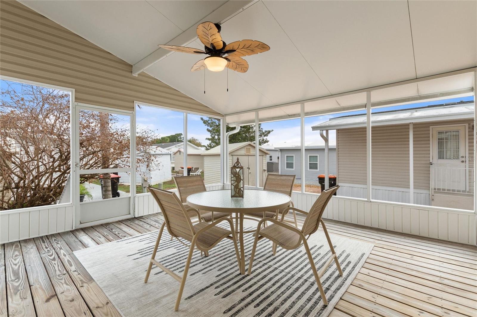 Image 22 of 47 For 160 Eagle Ct