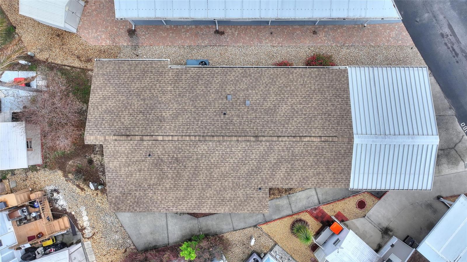 Image 34 of 47 For 160 Eagle Ct