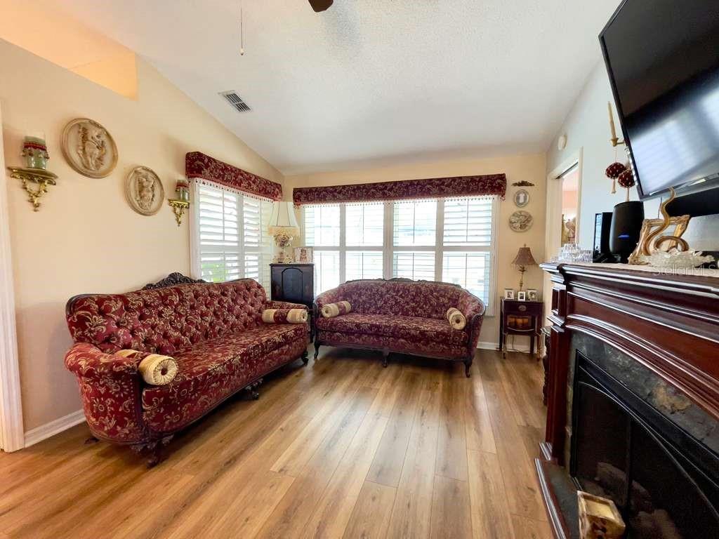 Image 13 of 44 For 6323 Silver Lakes Drive E