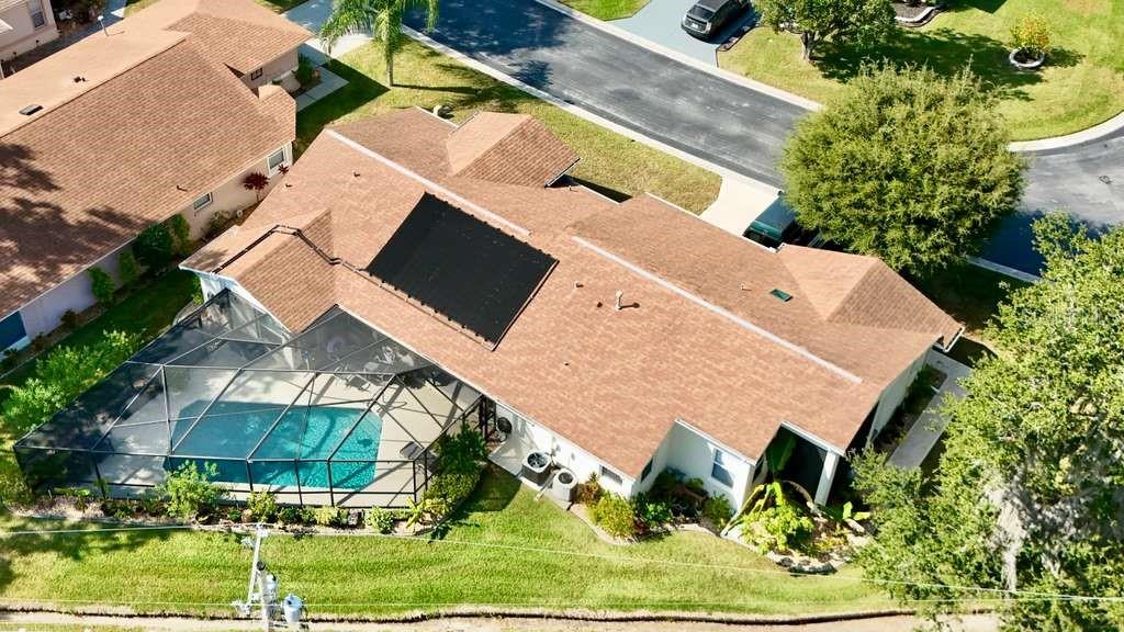 Image 27 of 44 For 6323 Silver Lakes Drive E