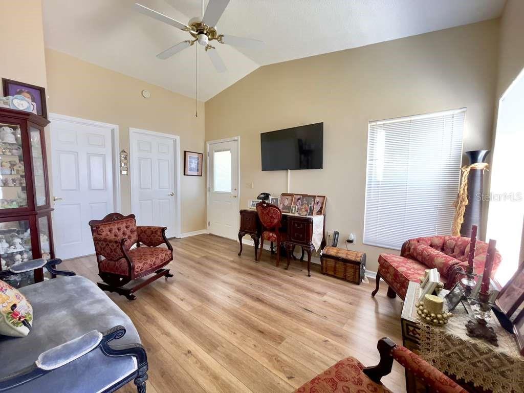 Image 38 of 44 For 6323 Silver Lakes Drive E