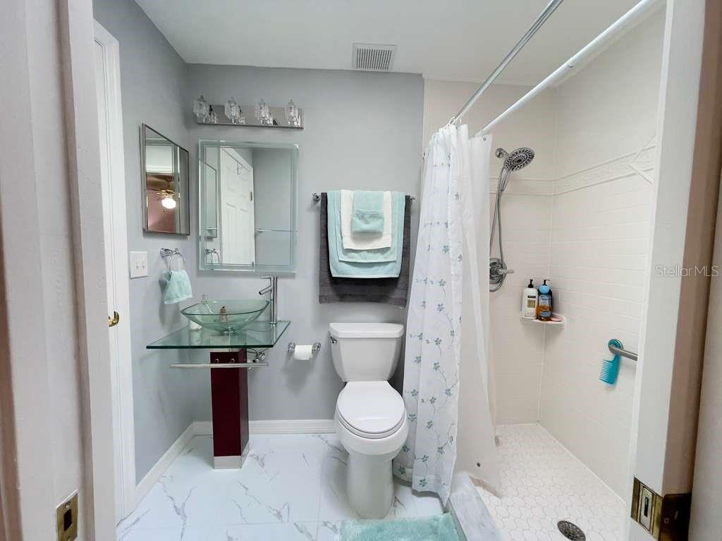 Image 43 of 44 For 6323 Silver Lakes Drive E