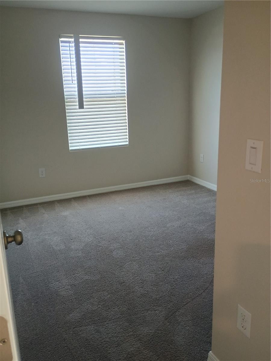 Image 4 of 17 For 564 Meadow Bend Drive