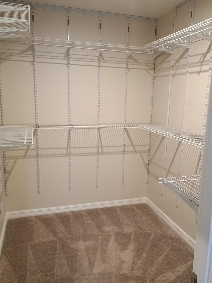 Image 6 of 17 For 564 Meadow Bend Drive