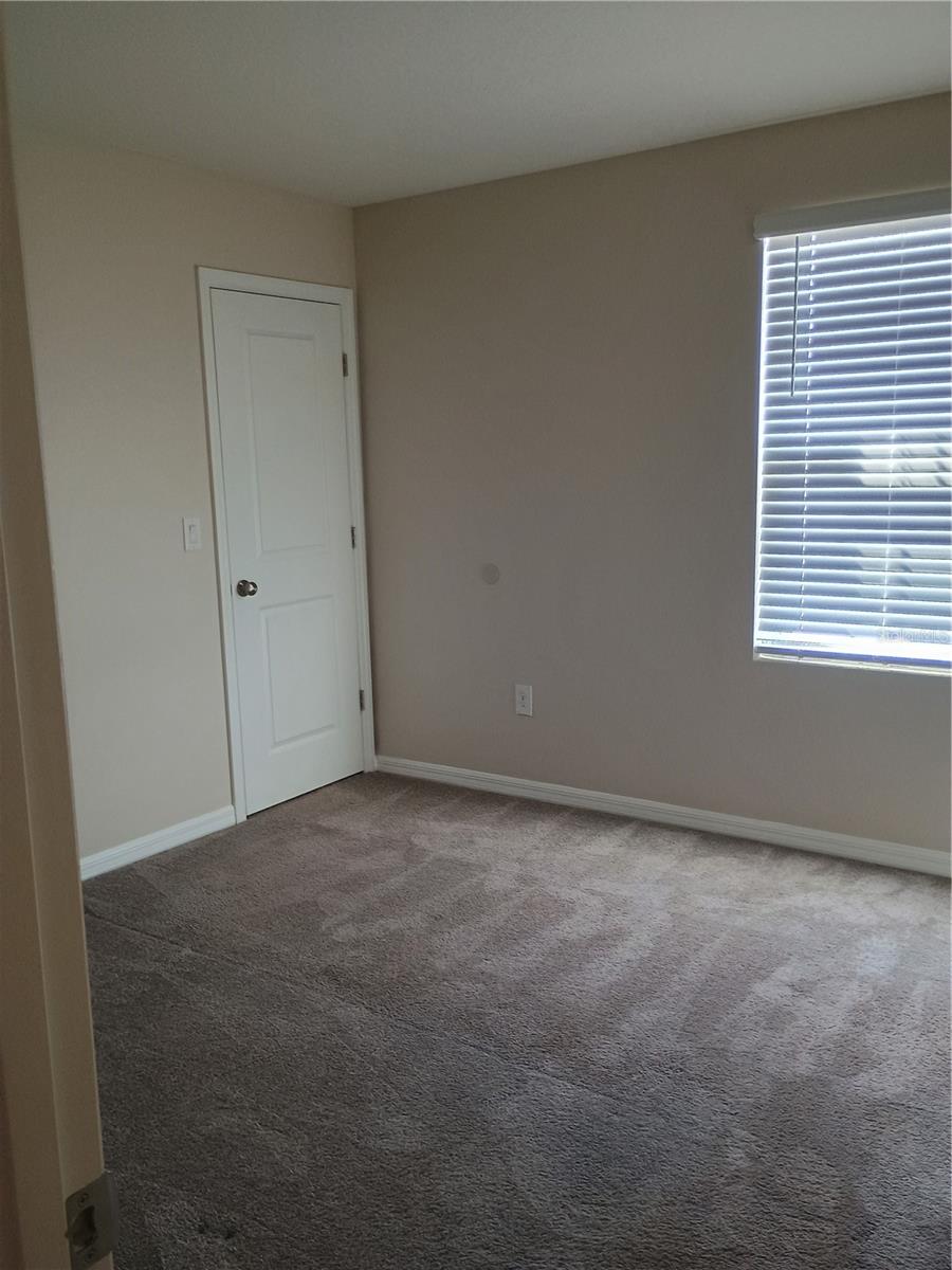 Image 8 of 17 For 564 Meadow Bend Drive