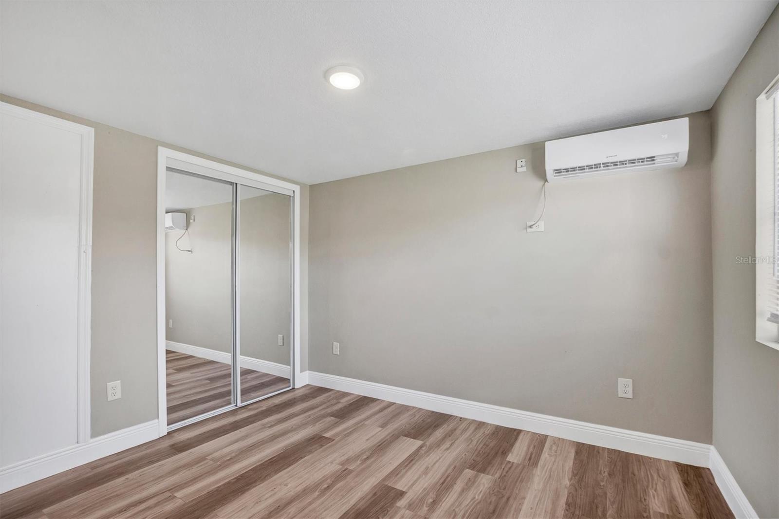 Image 16 of 37 For 3800 Lake Ellen Drive