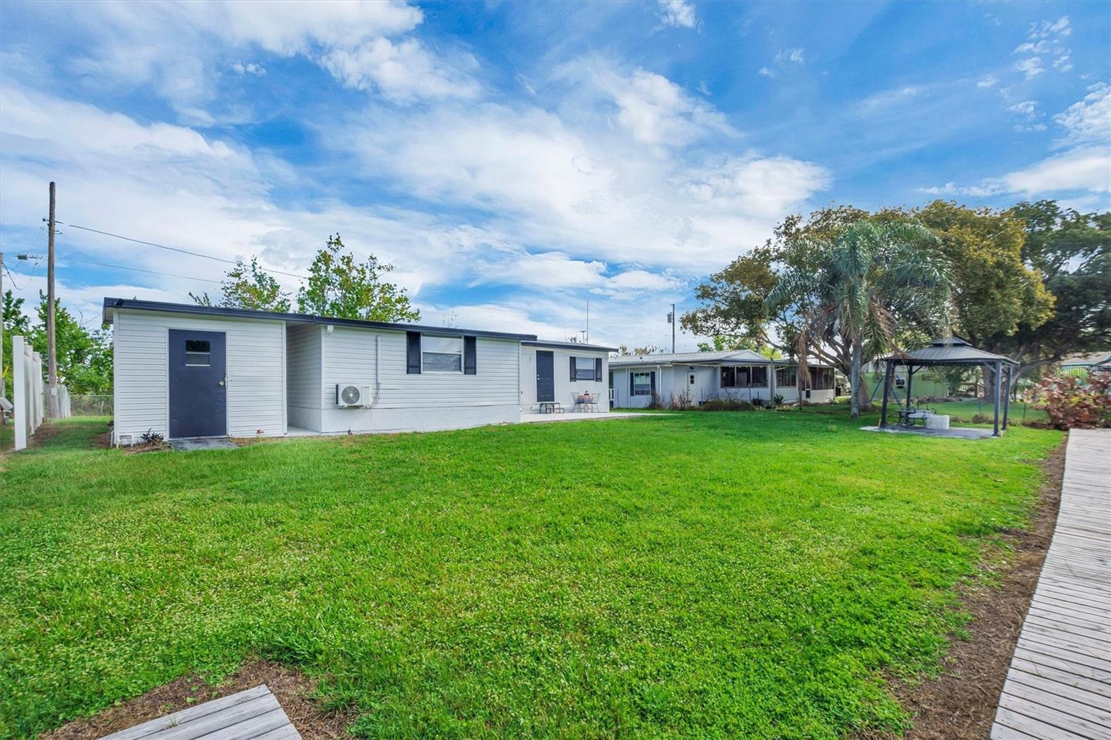 Image 27 of 37 For 3800 Lake Ellen Drive